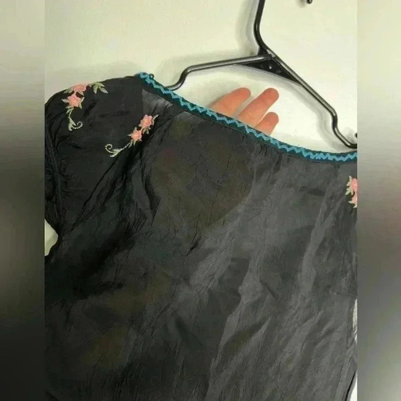 Johnny Was Sheer Embroidered Floral Top Size Small - Picture 7 of 9